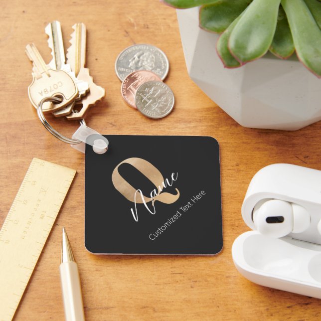 Modern Monogrammed Initial Q & Name Personalized Keychain (Desk)