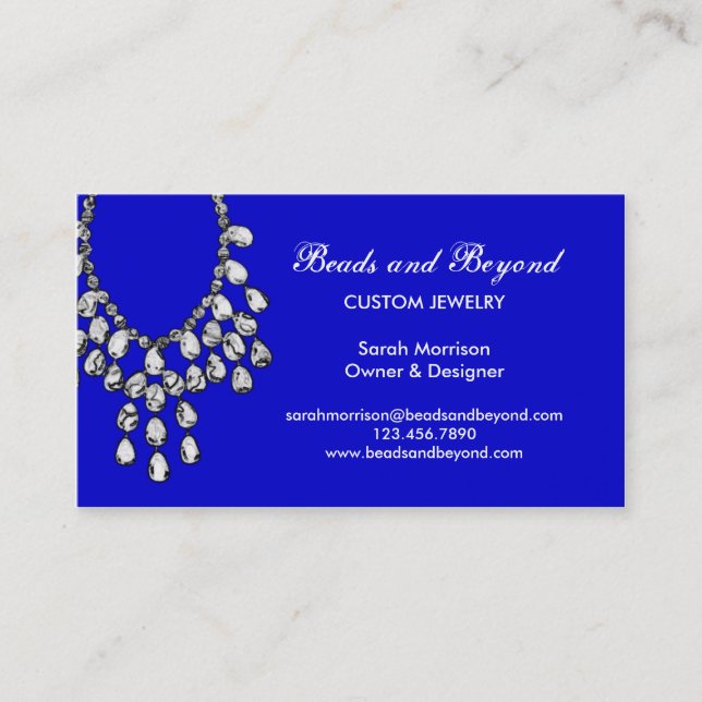Modern Necklace Jewellery Business Card (Front)