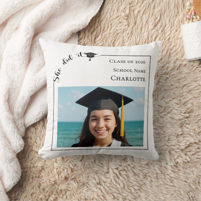 Modern photo She did it Graduate Throw Pillow (Blanket)