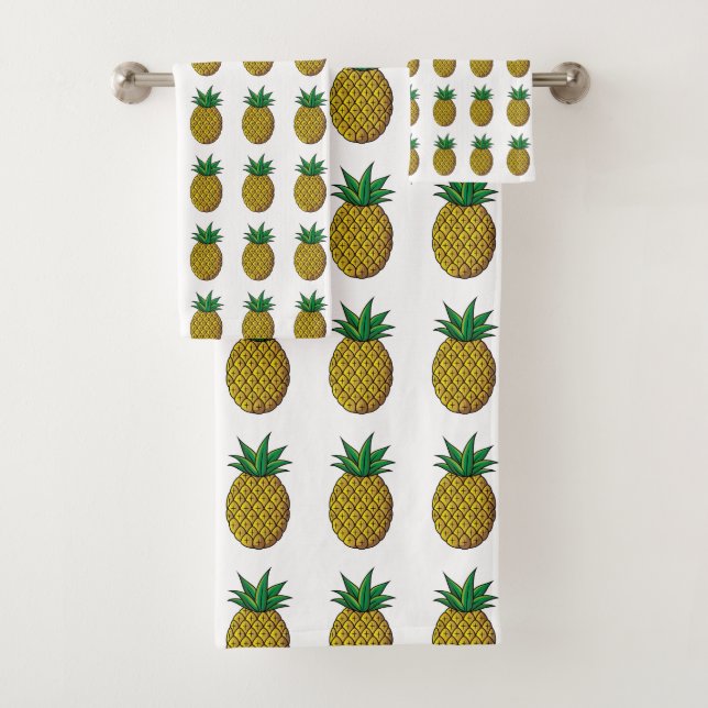 Modern Pineapple Fruits on White (En situation)
