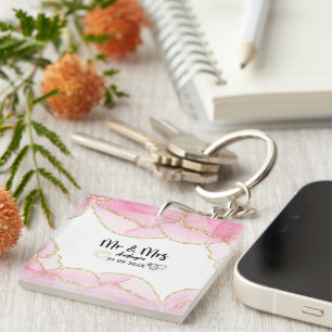 Modern Pink and Gold Mr and Mrs Keychain
