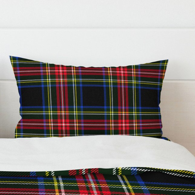 Modern Plaid Christmas Classic Xmas Pattern Pillowcase (Modern Plaid Christmas Classic Xmas Pattern Pillow Case)