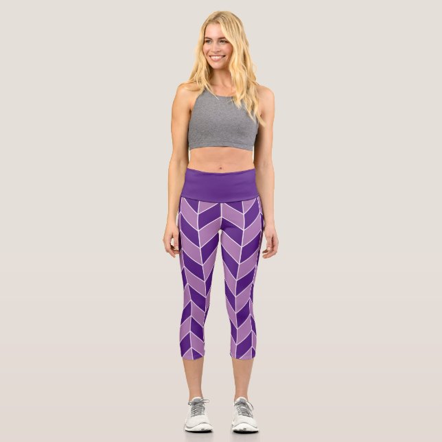 Modern Purple Herringbone Chevron Pattern Capri Leggings (Front)