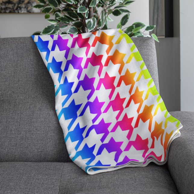 Modern Rainbow Gradient Houndstooth Pattern Fleece Blanket (Creator Uploaded)