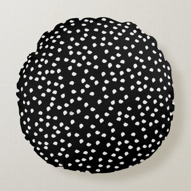 Modern Random Polka Dot Pattern Black and White Round Pillow (Front)