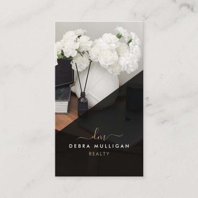 Modern Real Estate Agent Business Card  (Front)