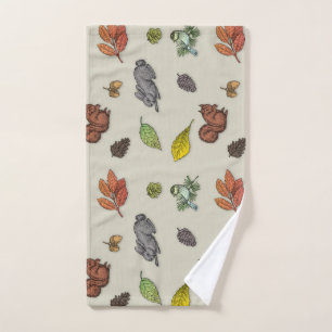 Modern red berry bird   Towel
