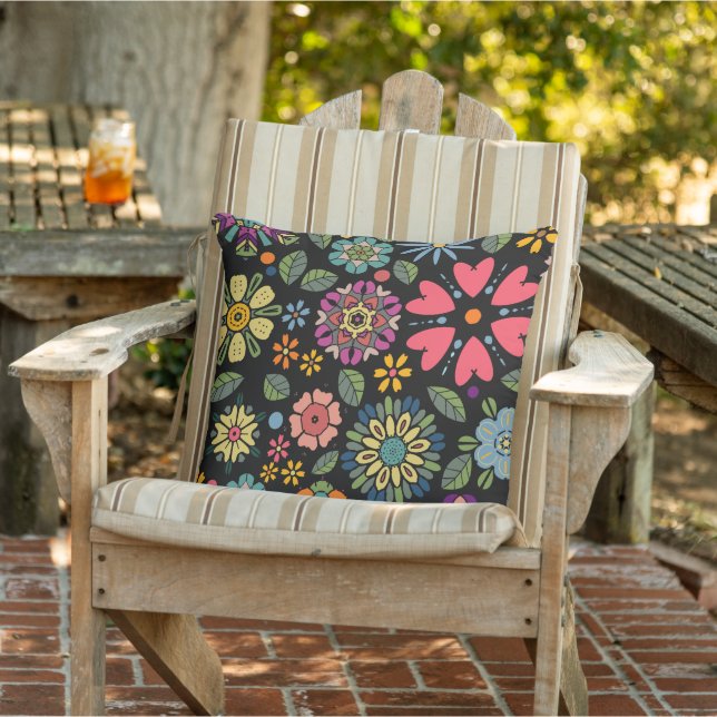 Modern Retro Floral Drawing Seamless Pattern Art Outdoor Pillow (Chair)