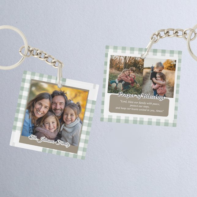 Modern Sage Green Personalized Family Photo (Créateur téléchargé)