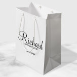 Modern Script Personalized Groomsman Medium Gift Bag<br><div class="desc">Personalized Groomsman Gifts
featuring personalized groomsman's name in black modern script font style with title and wedding date in modern sans serif font style.

Also perfect for best man,  father of the bride,  bridesmaid,  maid of honour,  mother of the bride and more.</div>