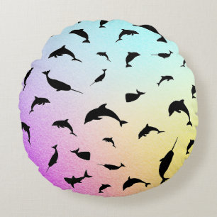 Modern Simple shark whale fish rainbow gradient  Round Pillow