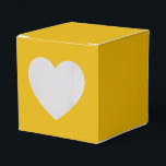 Modern Solid Mustard Yellow Simple Chic Elegant Favor Box<br><div class="desc">Modern Solid Mustard Yellow Simple Chic Elegant Favour Boxes features a modern solid yellow. Perfect for Valentine's Day,  Women's Day,  Mother's Day,  birthday parties,  anniversary,  weddings,  baby showers and more. Created by Evco Studio www.zazzle.com/store/evcostudio</div>