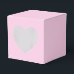 Modern Solid Pink Simple Chic Elegant Favor Box<br><div class="desc">Modern Solid Pink Simple Chic Elegant Favour Boxes features a modern solid pink. Perfect for Valentine's Day,  Women's Day,  Mother's Day,  birthday parties,  anniversary,  weddings,  baby showers and more. Created by Evco Studio www.zazzle.com/store/evcostudio</div>