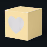 Modern Solid Yellow Simple Chic Elegant Favor Box<br><div class="desc">Modern Solid Yellow Simple Chic Elegant Favour Boxes features a modern solid yellow. Perfect for Valentine's Day,  Father's Day,  Women's Day,  Mother's Day,  birthday parties,  anniversary,  weddings,  baby showers and more. Created by Evco Studio www.zazzle.com/store/evcostudio</div>