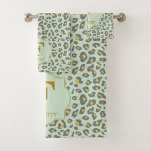 Modern Trendy Mint Gold Leopard Pattern Monogram Bath Towel Set