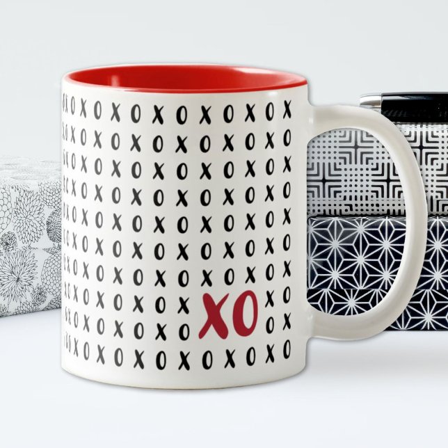 Modern Valentines Day Typograpy Coffee mug (A fun xo pattern Valentine's Day mug)