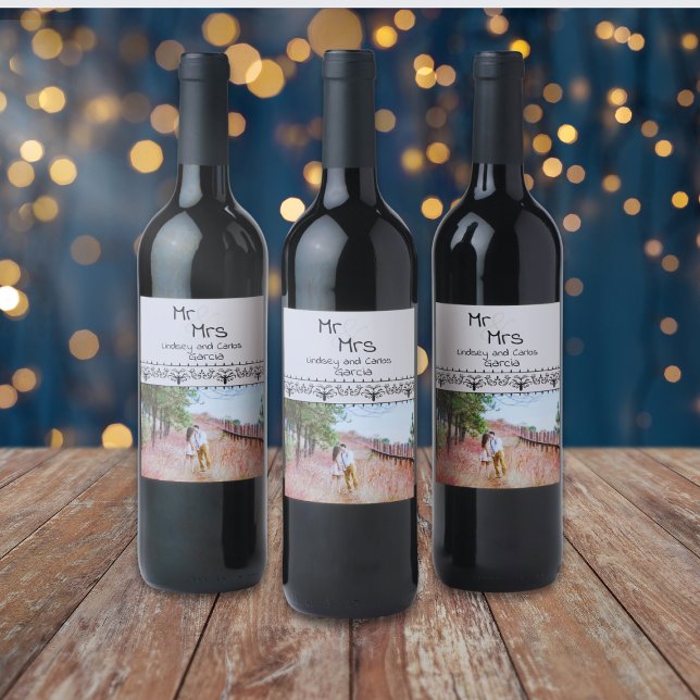 modern wedding and engagement photo Mr and Mrs Wine Label (Print your own photo from engagement of favorite photo on your wine bottles. Modern wedding)