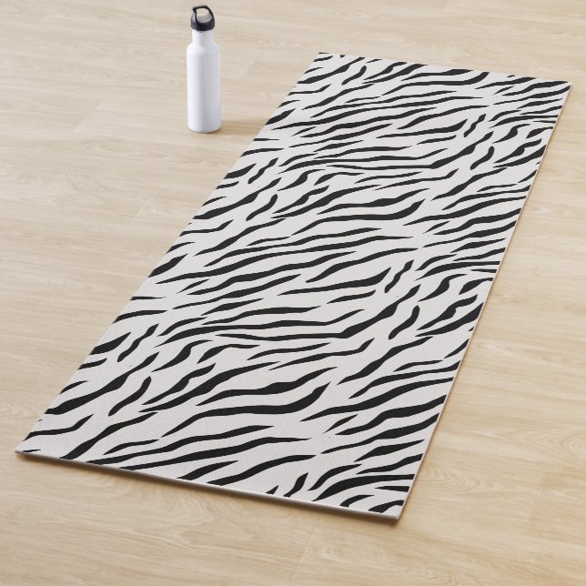 Modern Wild White Tiger Pattern Yoga Mat (In Situ)