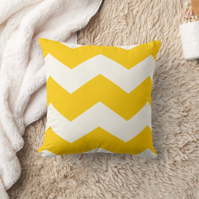 Modern Zig Zag Chevron Pattern Design Pillow (Blanket)