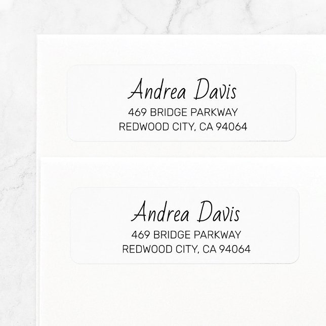 Moderne écrit à la main Basic 02. Adresse de l'exp (Modern simple hand sketched custom name basic return address label in black and white.)
