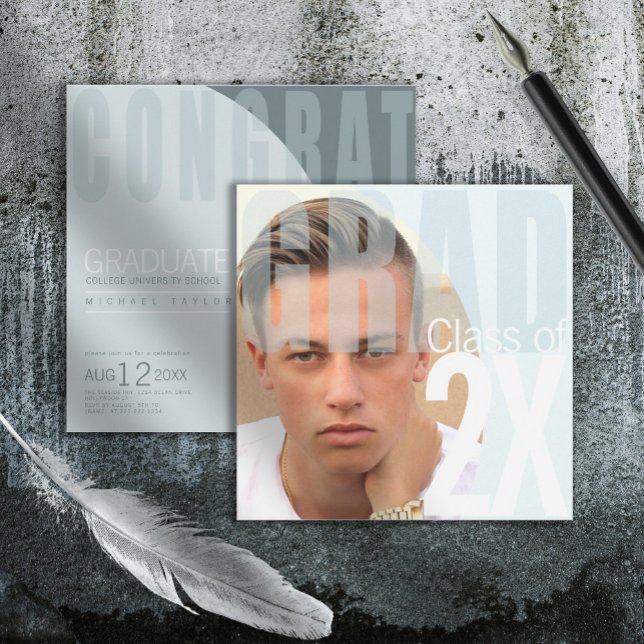 Moderne Grad Closeup Photo Blue ID897 Invitation (Créateur téléchargé)