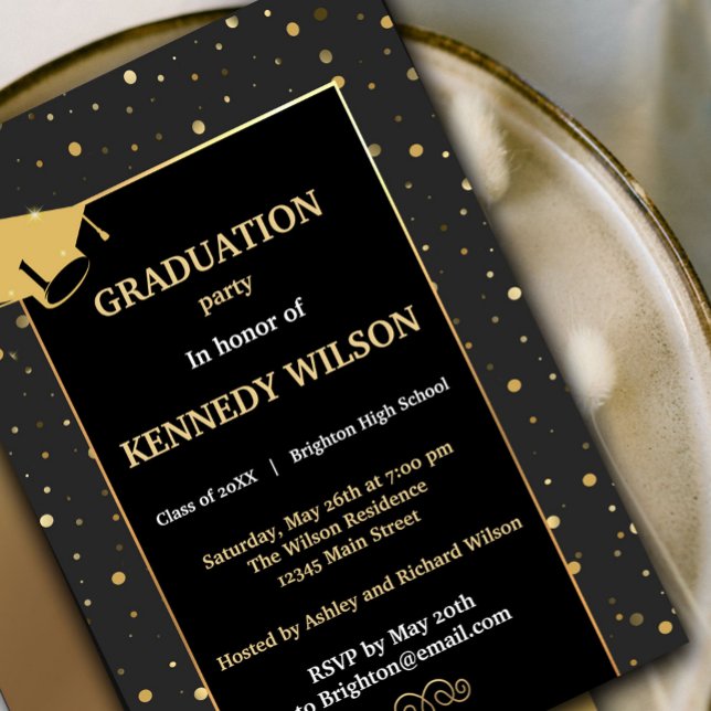 Moderne or étincelle Grad Invitation Noir (Celebrate your graduation in style with this Gold Sparkles Graduation Party Invitation. #sparkles)
