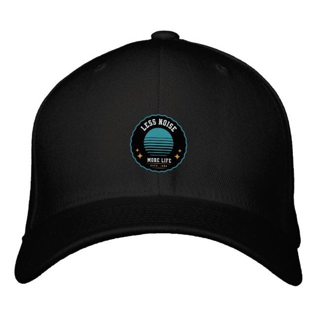 Moins De Bruit, Plus De Vie - Design Casquette Rét (Devant)