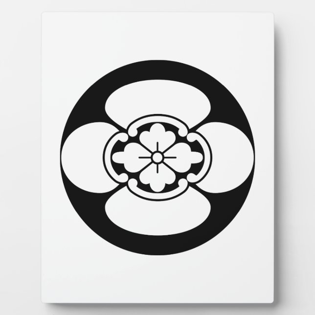 Mokko in rice cake plaque (Front)