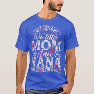 Mom and Grandma Quote Family Humour Text Design T- T-Shirt