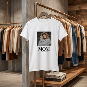 Mom Established Black Typography Photo Gift T-Shirt