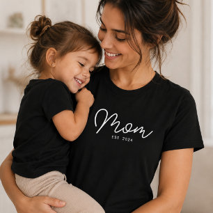 Mom Established New Mom Gift T-Shirt