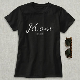Mom Established New Mom Gift T-Shirt