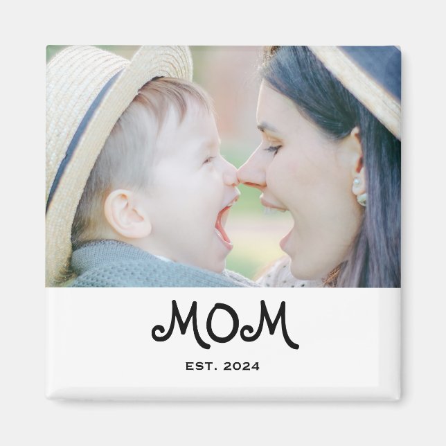 Mom Established Photo Gift Magnet (Devant)