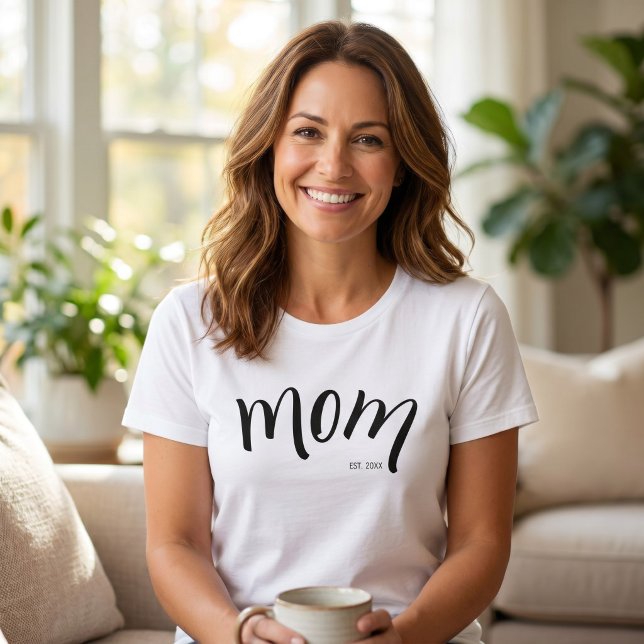 Mom Established Script Black Custom Year New Mama T-Shirt (Creator Uploaded)