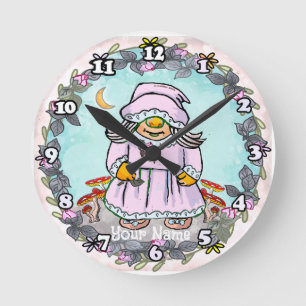 Mom Gnome  Round Clock