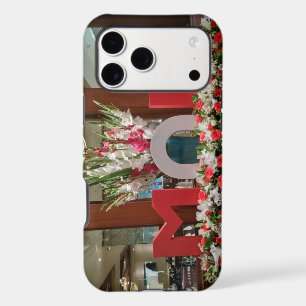 "Mom, I Love You" – A Heartfelt Floral Tribute