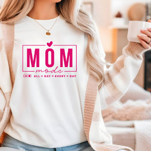 Mom Mode Funny Simple Modern Script Typography T-Shirt