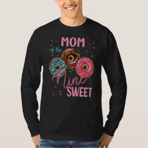 Mom Of The Sweet Nine 9th Doughnut Birthday Party T-Shirt