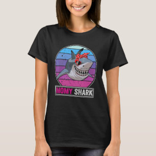 Mom Shark Ocean Animal Family Mom Mother's Day T-Shirt