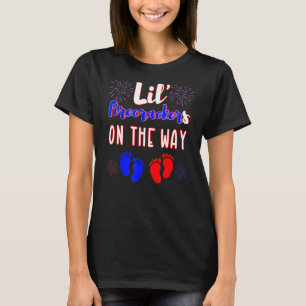 Mom To Be Expecting Twins Announcement 4th Of July T-Shirt