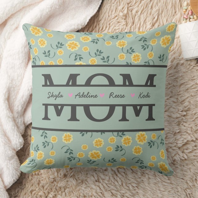 MOM with 4 kids names Mothers Day Throw Pillow (Blanket)
