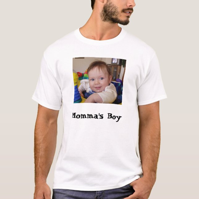 Momma's boy T-Shirt (Front)