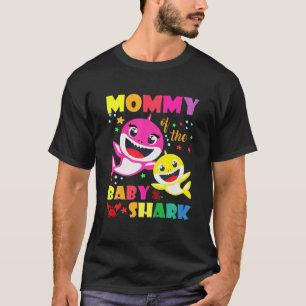 Mommy Of The Baby Shark Birthday Mommy Shark T-Shirt
