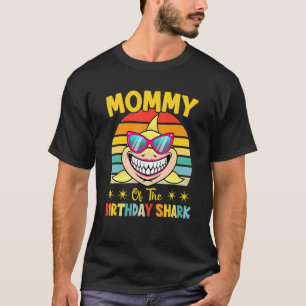 Mommy Of The Shark Birthday Family Matching Birthd T-Shirt