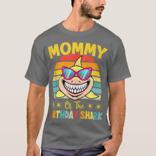 Mommy Of The Shark Birthday Family Matching Birthd T-Shirt
