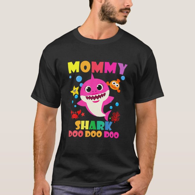Mommy Shark Doo Doo Funny Baby Mommy Daddy Kids T-Shirt (Front)
