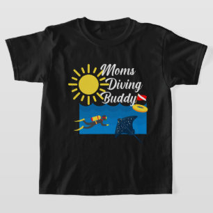 Moms Diving Buddy Design - Kids' Basic T-Shirt