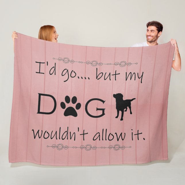 Mon chien n'autoriserait pas sa couverture en pola (En situation)