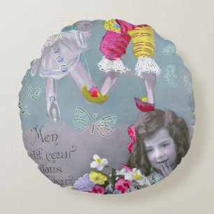 Mon petite coeur dans ce baiser 2 round pillow