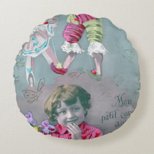 Mon petite coeur dans ce baiser  round pillow